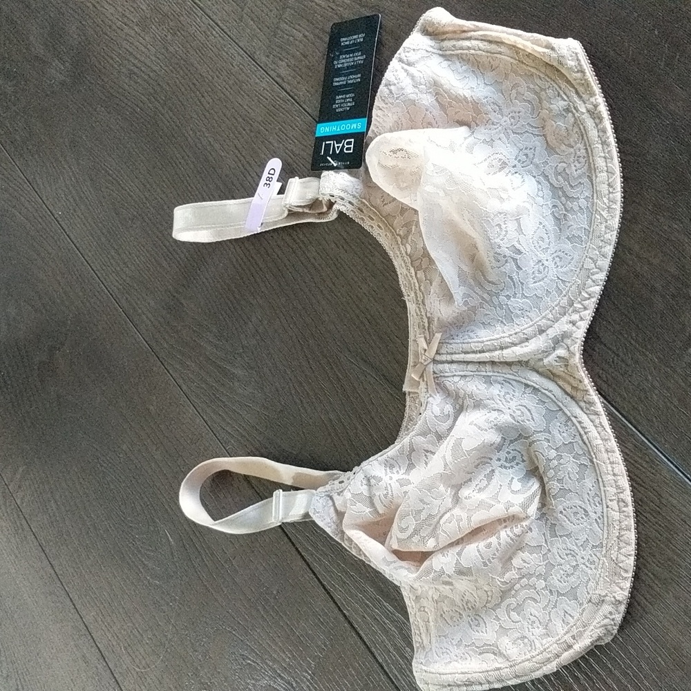 BALI Lace 'n Smooth 2-Ply Seamless Underwire Bra 3432 in beige size 38D NEW